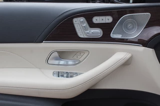 Mercedes-Benz GLE Mercedes-Benz GLE 450 4MATIC Premium Plus / Panoramadak / 360Camera / Burmester / 21'' / Head-up / Luchtvering / Treeplanken / Stoelventilatie / Stuurverwarming / Dodehoek / DAB / ACC - afbeelding nr 35