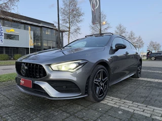 Mercedes-Benz CLA PANO/SFEER/NIGHT-PACK/KEYLESS/CARPLAY/LED/SPORTSTOELEN/DONKERE HEMEL/PRIVACY/18