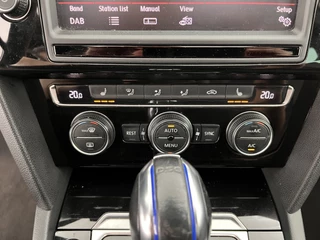 Volkswagen Passat Volkswagen Passat Variant 1.4 TSI GTE Highline Aut. *PANO | LEATHER-ALCANTARA | FULL-LED | NAVI-FULLMAP | ERGONOMIC-SPORT-SEATS | CARPLAY | CAMERA | DAB+ | ECC | HEATED-SEATS | PDC | TOWBAR | SHIFT-PADDLES | AMBIENT-LIGHT | 17''ALU* - afbeelding nr 17