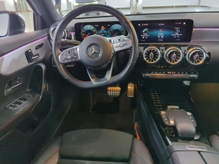 Mercedes-Benz A-Klasse Mercedes A-klasse 250 e Business Solution AMG Limited PANO DAK I GR. NAVI + CAMERA I ORG.NL + NAP + DEALER O.H. - afbeelding nr 6