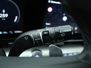Hyundai Kona Hyundai Kona Electric Comfort 65.4 kWh | Navigatie | Camera | Cruise control - afbeelding nr 33