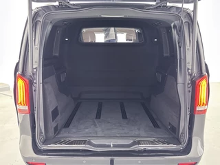 Mercedes-Benz V-Klasse Mercedes-Benz V-Klasse 300d Lang Dubbele Cabine AMG Avantgarde Edition DC Trekhaak 360 Graden Camera Elektrische Schuifdeuren - afbeelding nr 23