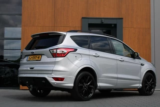 Ford Kuga Ford Kuga 1.5 TDCi ST-Line AUT | Pano | Sony | Trekhaak | ACC - afbeelding nr 3