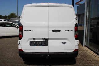 Ford Transit Custom Ford Transit Custom 300 2.0 TDCI L2H1 Trend Nieuw | 136pk | Trekhaak | Navigatie | Lichtmetalen velgen | Laadruimteverlichting LED - afbeelding nr 4