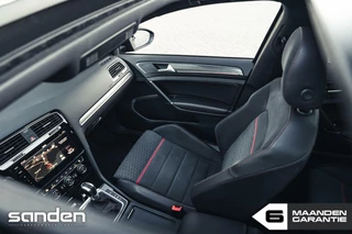 Volkswagen Golf Volkswagen Golf 2.0 TSI GTI|PANO|Honeycomb bekl.|Keyless|Dyn - afbeelding nr 30