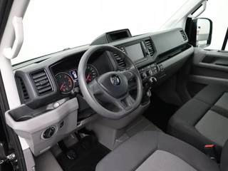 Volkswagen Crafter Volkswagen Crafter 2.0TDI 140PK L3H3 | 3000Kg Trekhaak Afneembaar | Camera | Airco | Betimmering | 3-Persoons - afbeelding nr 3