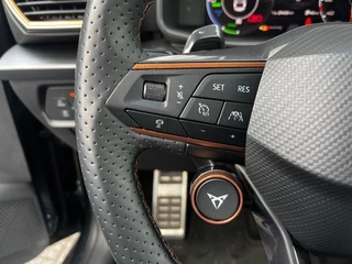 CUPRA Leon Sportstourer CUPRA Leon Sportstourer VZ 245PK E-HYBRID - TREKH. - MATRIX - 19 INCH - afbeelding nr 17