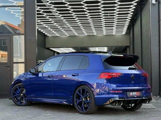 Volkswagen Golf Volkswagen Golf 8 2.0 TSI R 4Motion | PANO | AKRA | STAGE 2 - afbeelding nr 22