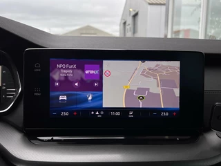 Škoda Octavia Skoda Octavia 1.0 e-TSI Business Edition | Navi | ACC | LED | Apple Carplay/Android Auto | Keyless Entry/Start | PDC | Rijstrooksensor | Climate Control | - afbeelding nr 14