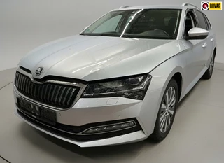 Škoda Superb Combi 1.4 TSI iV Style * Trekhaak * Stoelverwarming * Digitale teller *