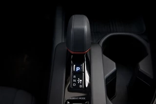 Toyota C-HR Toyota C-HR 1.8 Hybrid 140 First Edition | Camera | Adaptive Cruise - afbeelding nr 22