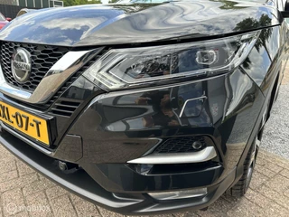 Nissan QASHQAI Nissan Qashqai 1.3 DIG-T Premium Edition Aut Pano Leer Navi 360°Cam Keyless 19