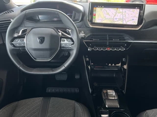 Peugeot 2008 Peugeot 2008 1.2 130 PK Automaat Allure Navi* Carplay Camera Stoelverwarming ACC DAB Keyless 17 Inch Velgen Parkeersensoren - afbeelding nr 10