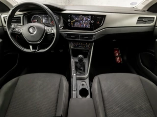 Volkswagen Polo (APPLE CARPLAY, GROOT NAVI, CLIMATE, STOELVERWARMING, SPORTSTOELEN, CRUISE, PARKEERSENSOREN, LM VELGEN, NIEUWSTAAT) - afbeelding nr 6