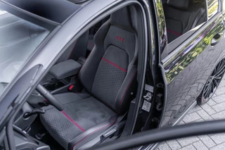 Volkswagen Golf Volkswagen Golf 2.0 TSI GTI Clubsport 45 Jahre Akra Pano DSG - afbeelding nr 32