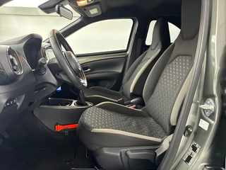 Toyota Aygo Toyota Aygo X 1.0 VVT-i MT Pulse | Two-Tone | Adaptieve Cruise Control | Parkeercamera - afbeelding nr 19