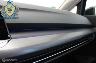 Volkswagen Golf Volkswagen Golf  1.5 eTSI DSG PANO NAVI Elect. stoel IQ LED - afbeelding nr 19