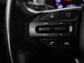 Kia Stonic Kia Stonic 1.0 T-GDi ComfortPlusLine Navigator | Trekhaak |  Camera | Carplay | Navigatie | Cruise control | Airco | Bluetooth | Parkeerhulp - afbeelding nr 14
