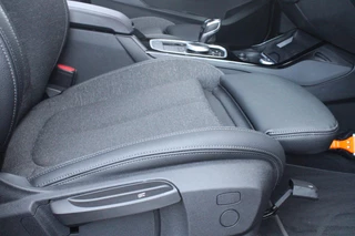BMW 1 Serie BMW 1-serie 118i 140PK AUTOMAAT EXECUTIVE EDITION | PANORAMISCH SCHUIF/KANTELKDAK | AFNEEMBARE TREKHAAK | DRAADLOZE TELEFOONLADER | DRAADLOZE APPLE CARPLAY/ANDROID AUTO | NAVIGATIE | ACHTERUITRIJ CAMERA | PARKEERSENSOREN VOOR EN ACHTER | CRUISE CONTROL | FULL LED KOPLAMPEN | CLIMATE CONTROL | ALL SEASON BANDEN | 17
