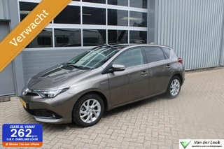 Toyota Auris 1.8 Hybrid Trend NL Auto | 1e Eigenaar | Panoramadak | Navigatie.