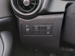 Mazda CX-3 2.0 SkyActiv-G 120pk Sportive | Origineel NL | Clima | Cruise | Pdc | Stoelverwarming | Licht+Regensensor | Privacy Glass | 18''lm | Trekhaak - afbeelding nr 23