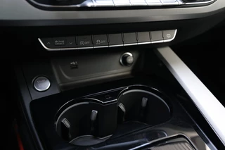 Audi A4 Audi A4 Avant 35TFSi Automaat Business Ed. NAP/Sportstoel/Virtual/Dynamisch/Elek klep - afbeelding nr 26