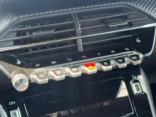 Peugeot 2008 Peugeot 2008 1.2 PURETECH AUT. 130PK GT LINE LED NAVI CAMERA CARPLAY AIRCO - afbeelding nr 13