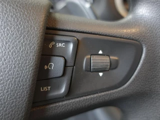 Opel Vivaro Opel Vivaro 2.0 CDTI L3H1 Edition 3-zits Navigatie Trekhaak Cruise control Airco Bluetooth Euro6 - afbeelding nr 18