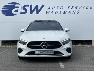 Mercedes-Benz A-Klasse Mercedes-Benz A-Klasse 180 Luxury Line | Facelift | Pano | Ambiente | Camera | CarPlay | LED | Keyless | DAB+ - afbeelding nr 6