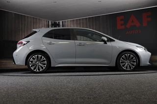 Toyota Corolla Toyota Corolla 1.8 Hybrid Business Plus / Aut / Camera / Acc / Lane Assist / Dode Hoek / Massage / Stoelverkoeling / Led / 17 Inch - afbeelding nr 31