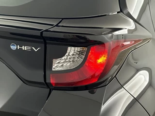Toyota Yaris Toyota Yaris 1.5 Hybrid 115 Business | Parkeersensoren voor + achter | Stuurverwarming | Stoelverwarming - afbeelding nr 33