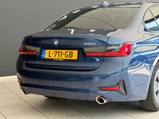 BMW 3 Serie BMW 3-serie 320i BNS Edit Navi|Sportstoelen|Apple Carplay|Dealer Onderhouden - afbeelding nr 12