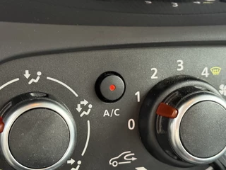 Dacia Logan Dacia Logan MCV 0.9 TCe Laureate Navigatie/Cruise/Camera/PDC - afbeelding nr 22
