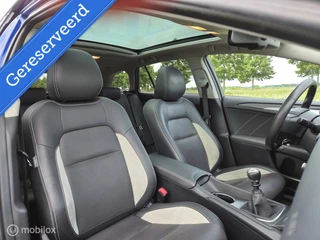 Toyota Avensis Toyota Avensis Touring Sports Pano 1.8 VVT-i Executive Dealeronderhouden Pano|Camera|Stoelverwarming|Navi| - afbeelding nr 18
