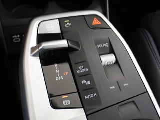BMW 2 Serie BMW 2-serie Active Tourer 220i M-Sport HARMAN KARDON AUDIO| PANO |360 CAMERA | MEMORY SEAT - afbeelding nr 39