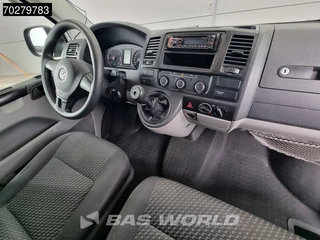 Volkswagen Transporter Volkswagen Transporter Kombi 2.0 TDI 84pk Personenvervoer incl. BPM/ex. BTW 9 Persoons Taxi TV Trekhaak Airco Cruise Passenger Transport Kombi Tourer L2 2m3 Airco Trekhaak Cruise control - afbeelding nr 13