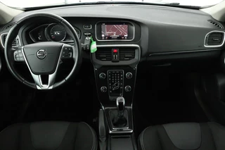 Volvo V40 Volvo V40 2.0 T2 Nordic+ | Stoelverwarming | Full LED |  Camera | Standkachel | Navigatie | Bluetooth | Climate control | Cruise control - afbeelding nr 7
