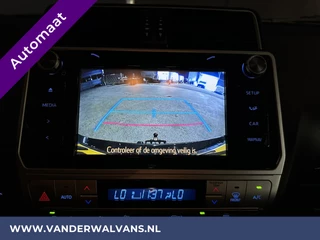Toyota Land Cruiser Cruisecontrol, Parkeersensoren, Stoelverwarming, Verwarmde voorruit - afbeelding nr 11