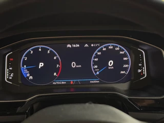 Volkswagen Taigo Volkswagen TAIGO 1.5 TSI R-Line | keyless | Side assist | camera | 19 inch | IQ light - afbeelding nr 14