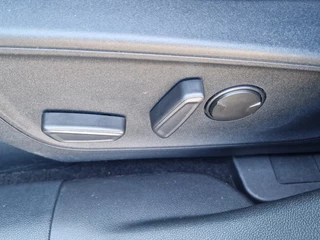 Ford Kuga Ford Kuga 2.5 PHEV ST-LineX Navi Leder Apple Camera HEUD trekhaak NW.ST! - afbeelding nr 30