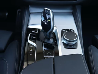 BMW 5 Serie BMW 5-serie Touring 530e High Executive M-sport| Panoramadak | 20inch - afbeelding nr 43