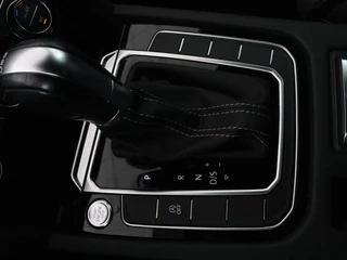 Volkswagen Passat Volkswagen Passat Variant 1.5 TSI HL Bns R | Panoramadak | Leder | Keyless |  Stoelverwarming | Carplay | Adaptive Cruise | Elektrische achterklep - afbeelding nr 19