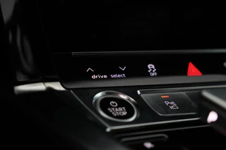 Audi e-tron Audi e-tron Sportback 55 quattro S edition 95 kWh Adaptieve Cruise, B&O, Panoramadak, Camera - afbeelding nr 17