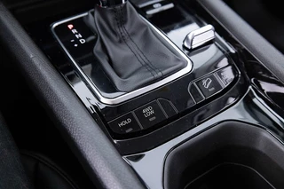 Jeep Compass Jeep Compass 4 x e 240 Plug-in Hybrid S | Half LEDER | 360 Camera | LED | CARPLAY - afbeelding nr 16