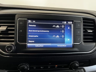 Toyota ProAce Toyota PROACE Electric Shuttle Long Extra Range Cool 75 kWh 9 pers. Navigatie Apple Carplay/Android Auto Parkeersensoren Cruise Control Lichtmetalen velgen Getinte ramen Airco - afbeelding nr 15