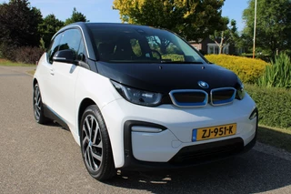 BMW i3 BMW i3 120Ah 42kWh automaat ECC/camera/cruise/DAB/navi/Harman Kardon/Stoelverw - afbeelding nr 13