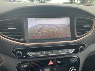 Hyundai IONIQ Hyundai IONIQ Premium EV Pano Leder Nav/Cam Stoel/Stuurverw Carplay NAP! - afbeelding nr 5