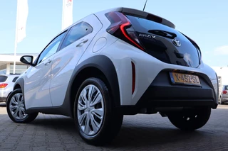Toyota Aygo Toyota Aygo X 1.0 VVT-i MT Play AdaptiveCruise/Apple/AndroidAuto - afbeelding nr 32