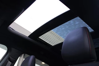 Ford Kuga Ford Kuga 2.5 PHEV ST-Line X 225pk | Panoramadak | Adaptive cruise control | Technology Pack | Winterpack | Dodehoeksensoren - afbeelding nr 25