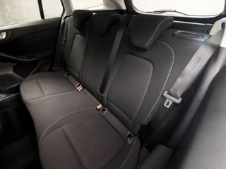 Ford Focus (APPLE CARPLAY, GROOT NAVI, ZWART DAK, GETINT GLAS, LANE ASSIST, SPORTSTOELEN, CRUISE, LM VELGEN, PARKEERSENSOREN, NIEUWSTAAT) - afbeelding nr 15